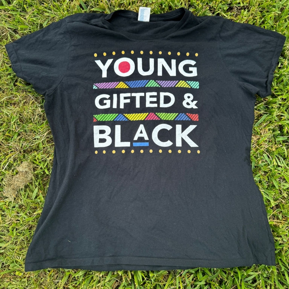 Young Gifted & Black T-shirt Size:L